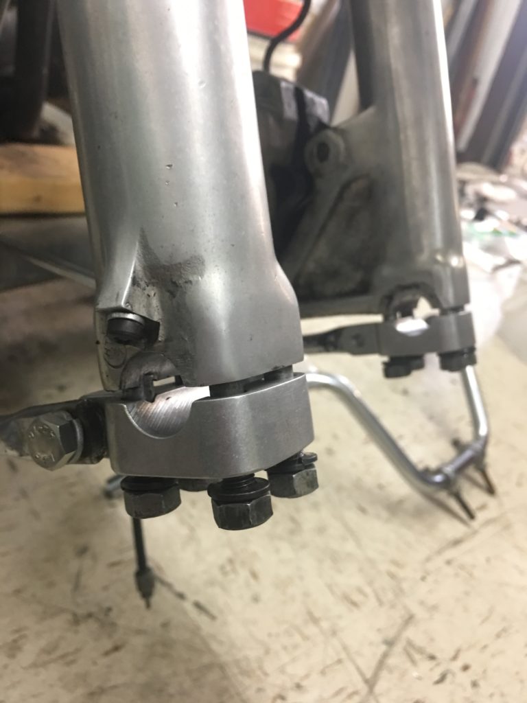 Fork Lower Clamps Triumph 2